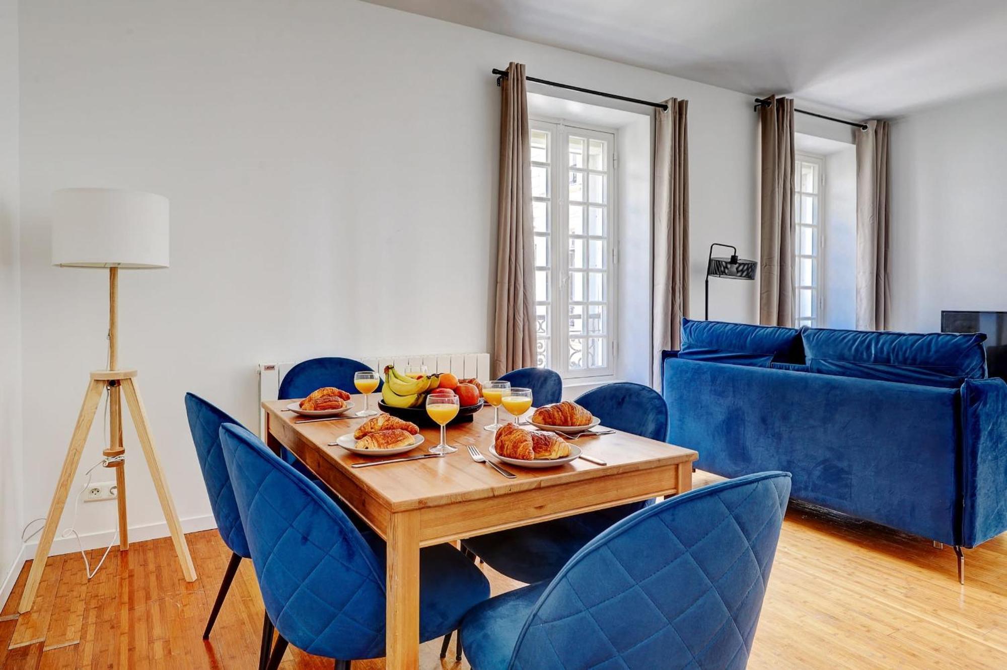 Champs-Elysees - 2Br With Balcony - Cityapartmentstay Париж Екстер'єр фото